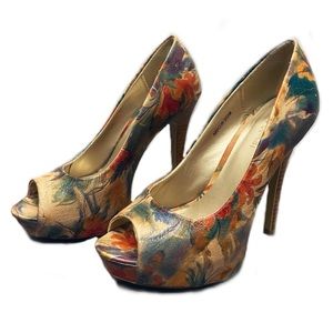 Heels size 6